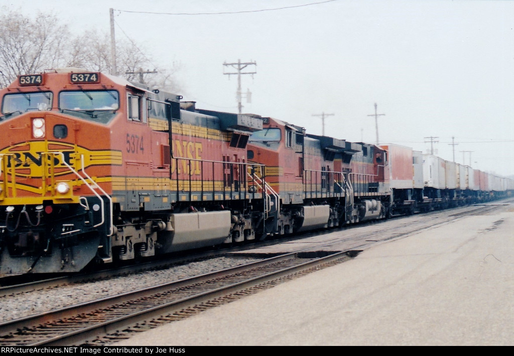 BNSF 5374 West